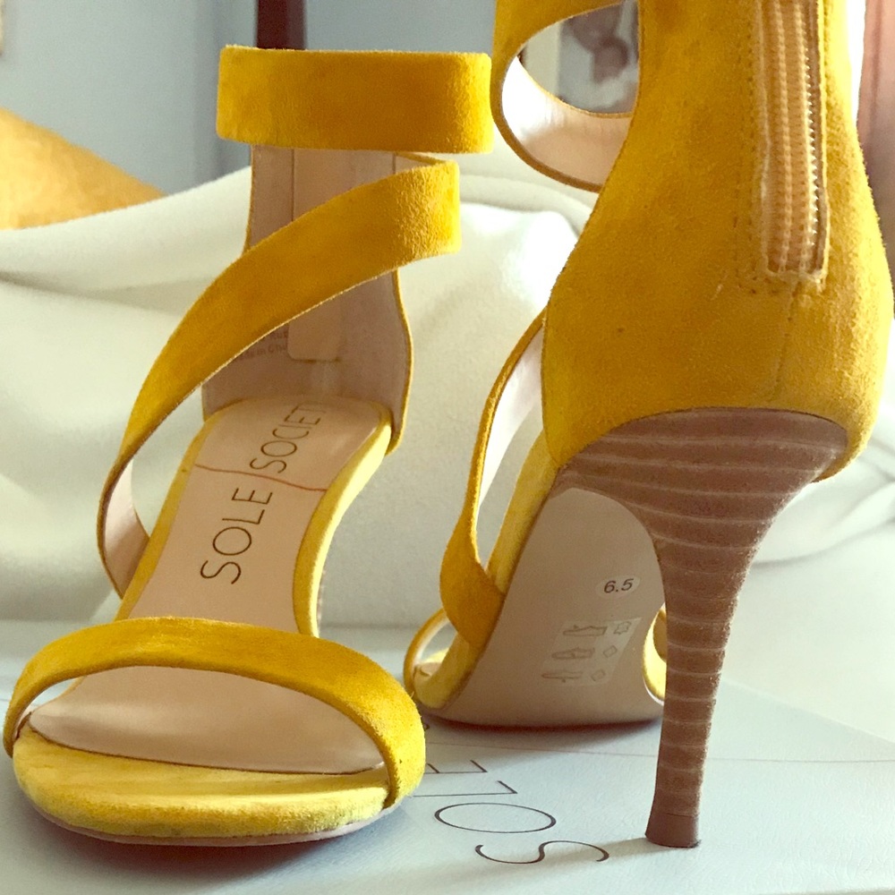 Bringing sexy back 6.5m sole society shoes